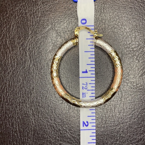 18K Gold Plated Earrings - Picture 2 of 3